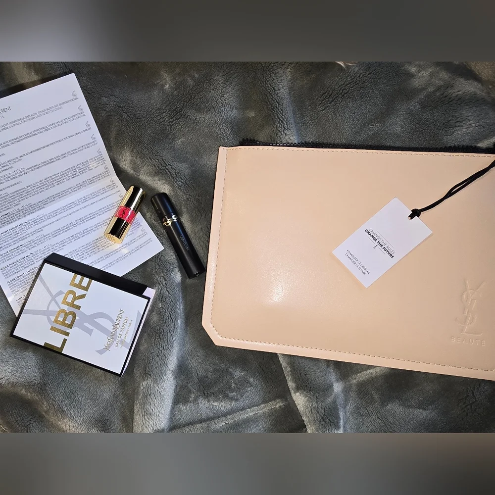 YSL Beauté Libre Sample Beige Pouch With Mascara And Lipstick. NIB